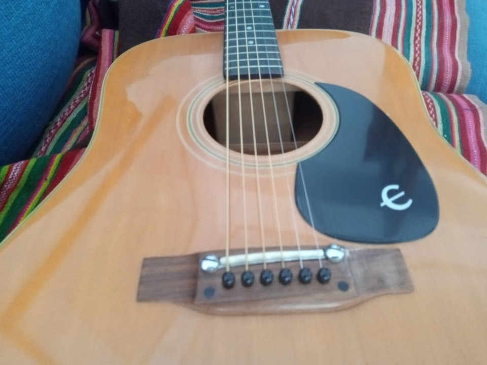 Vendo/cambio  Epiphone FT-145 "Texan" made in Japan
