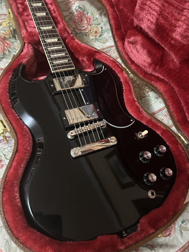 Gibson Sg 61 black de segunda mano · Foto 2 de 10 · Valencia · 1400 €