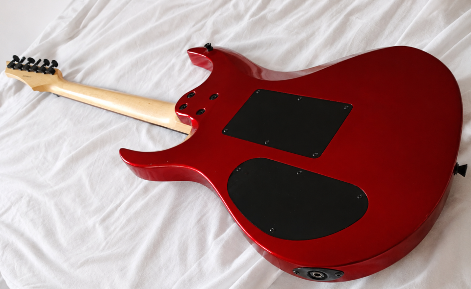 Guitarra Washburn XM12FR con Floyd Rose 2012 Samick de segunda mano · Foto 2 de 10 · Madrid · 160 €