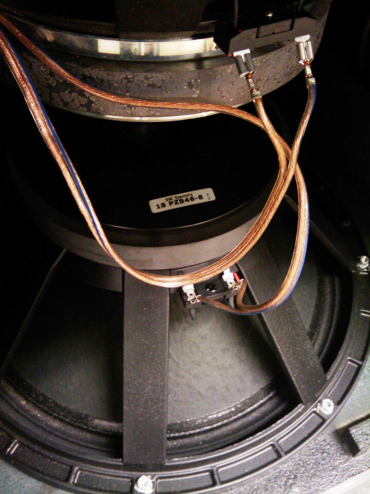 4 Sub V&dB 2 x 18" de segunda mano · Foto 5 de 10 · Palencia · 2800 €