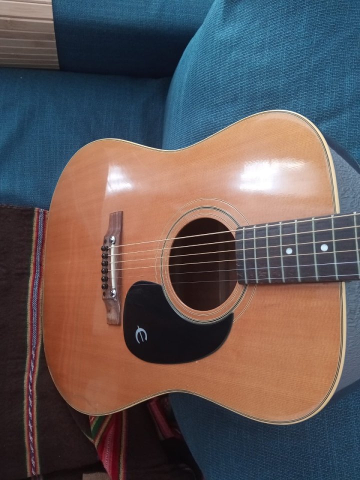 Vendo/cambio  Epiphone FT-145 "Texan" made in Japan
