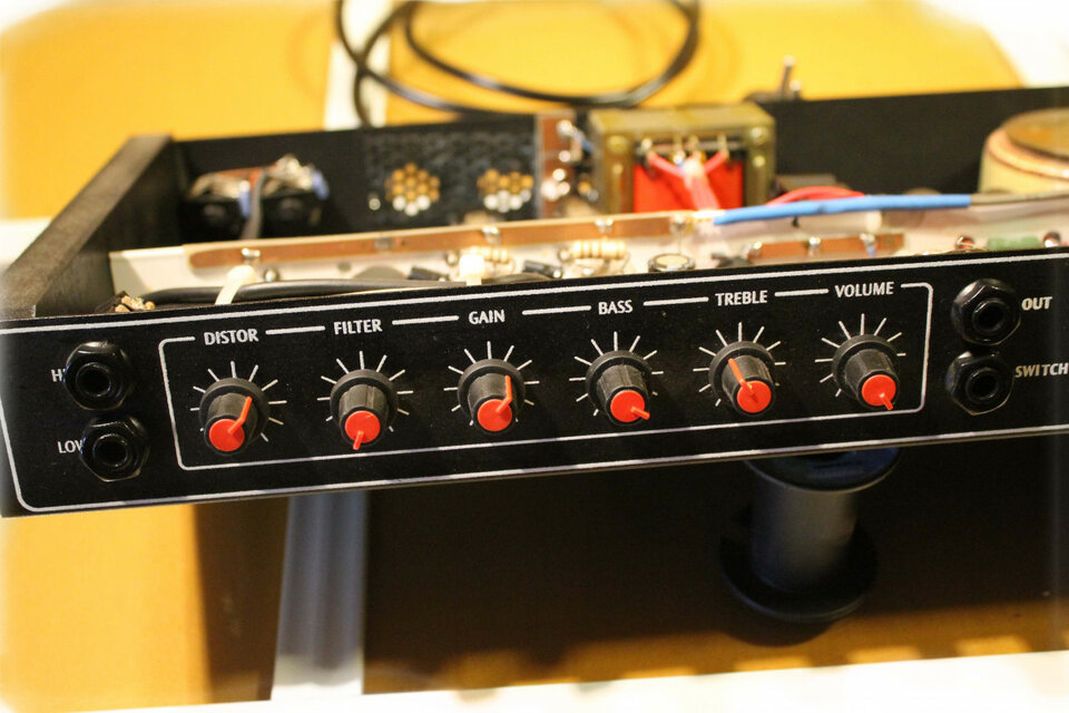 Amplificador Válvulas de Luthier 30W