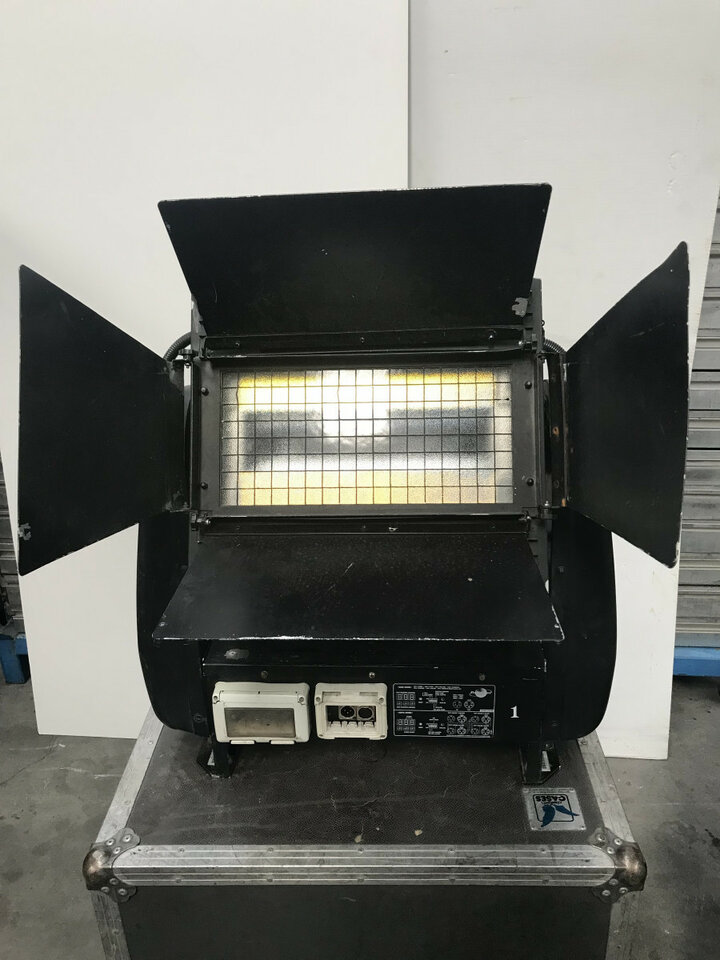 Paquete de sonido e Iluminación