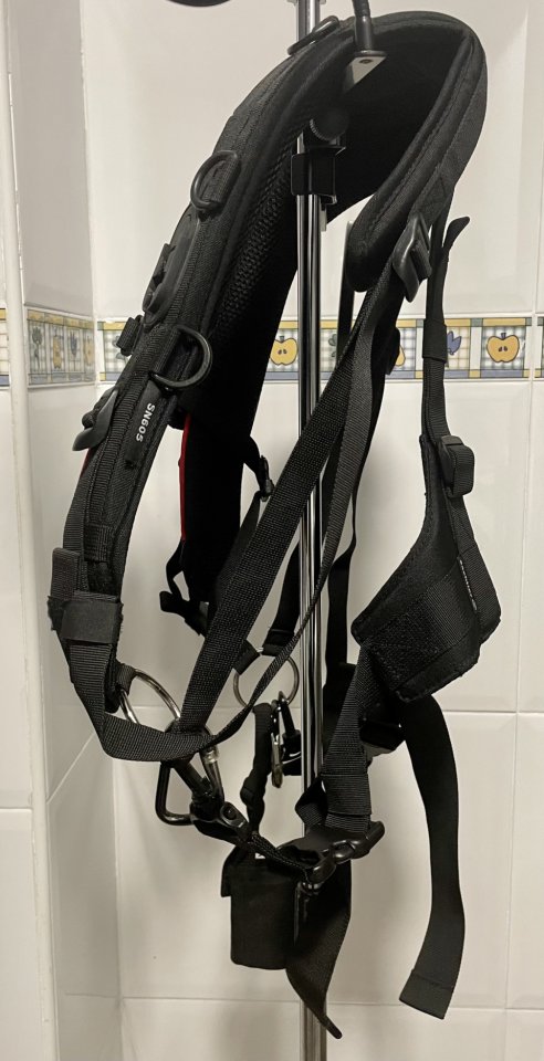 Vendo arnés Sachtler modelo SN 605
