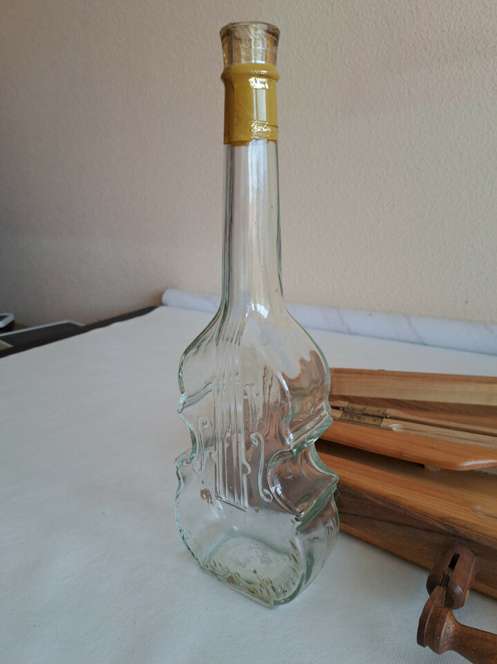 Raro violín botella cristal relieves 3 tazas madera estuche Acepto Ofertas