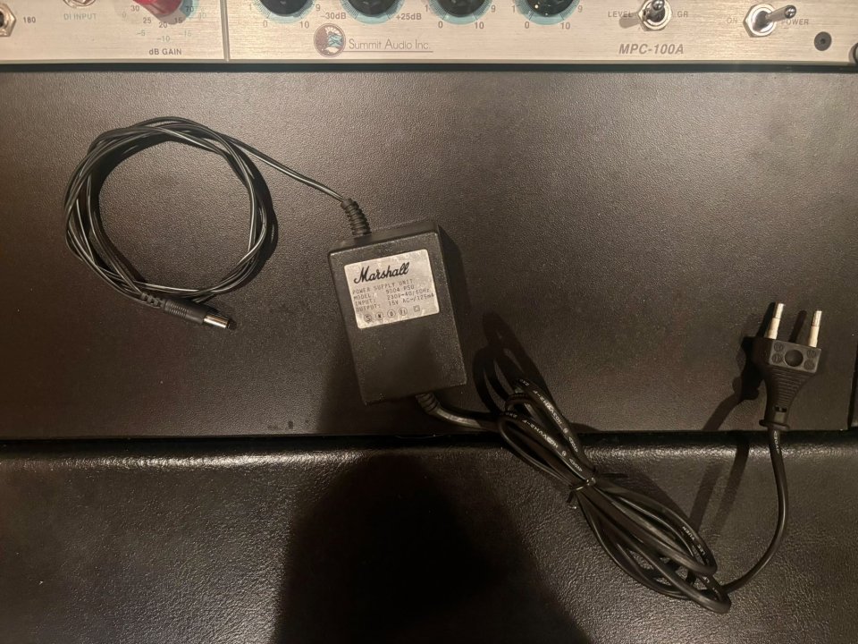 Preamplificador Marshall 9004 de segunda mano · Foto 5 de 5 · A Coruña · 199 €