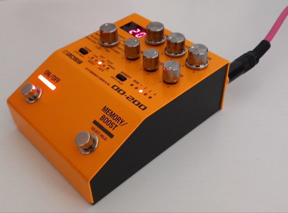 BOSS OD-200 Hybrid Drive;: embalaje original, sin uso