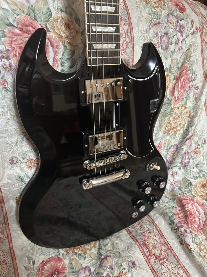 Gibson Sg 61 black de segunda mano · Foto 7 de 10 · Valencia · 1400 €