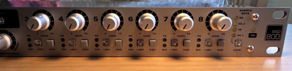 Audient. Preamplificador ASP800 (falta de uso)