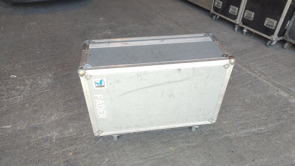 YAMAHA QL1 de segunda mano · Foto 2 de 10 · Barcelona · 5000 €