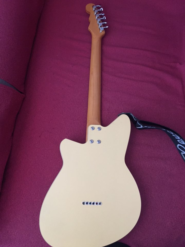 Reverend Workhorse Hotshot Junior Guitar de segunda mano · Foto 2 de 3 · Madrid · 1650 €