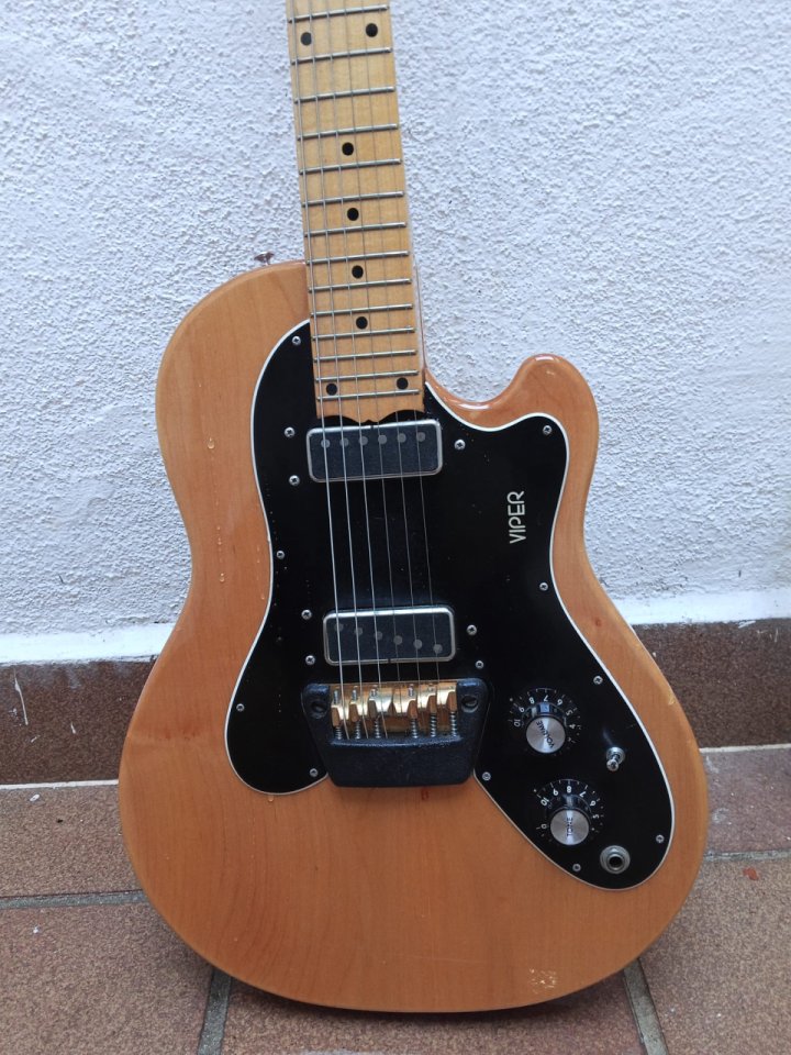 1974 Ovation Viper made in USA