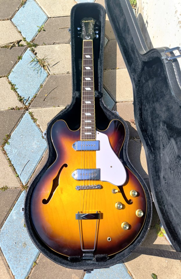 Epiphone Casino Peerless Korea + Lollar Dogear + Envío ¡2,6KG! de segunda mano · Foto 1 de 10 · Murcia · 849 €