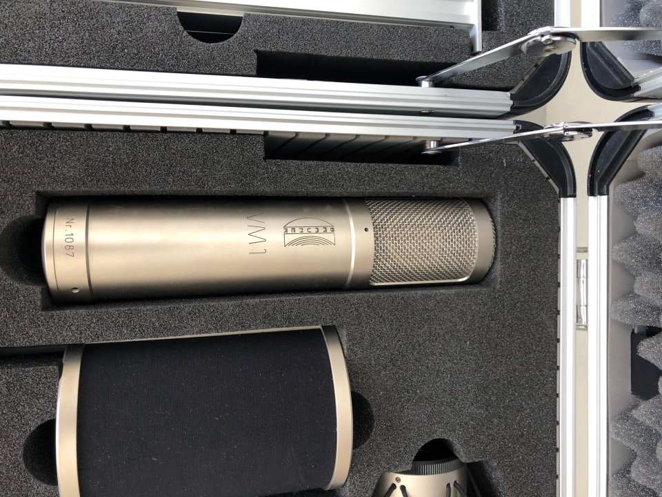 Brauner VM-1 pareja estéreo de segunda mano · Foto 2 de 6 · Málaga · 9500 €