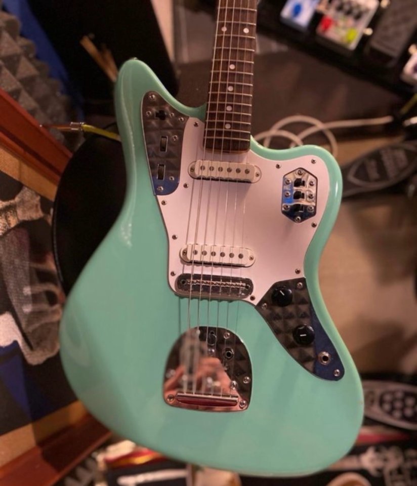 Fender Jaguar CIJ Surf Green Matching Headstock