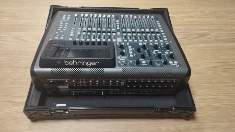 Venta equipo completo Behringer X32 Compact