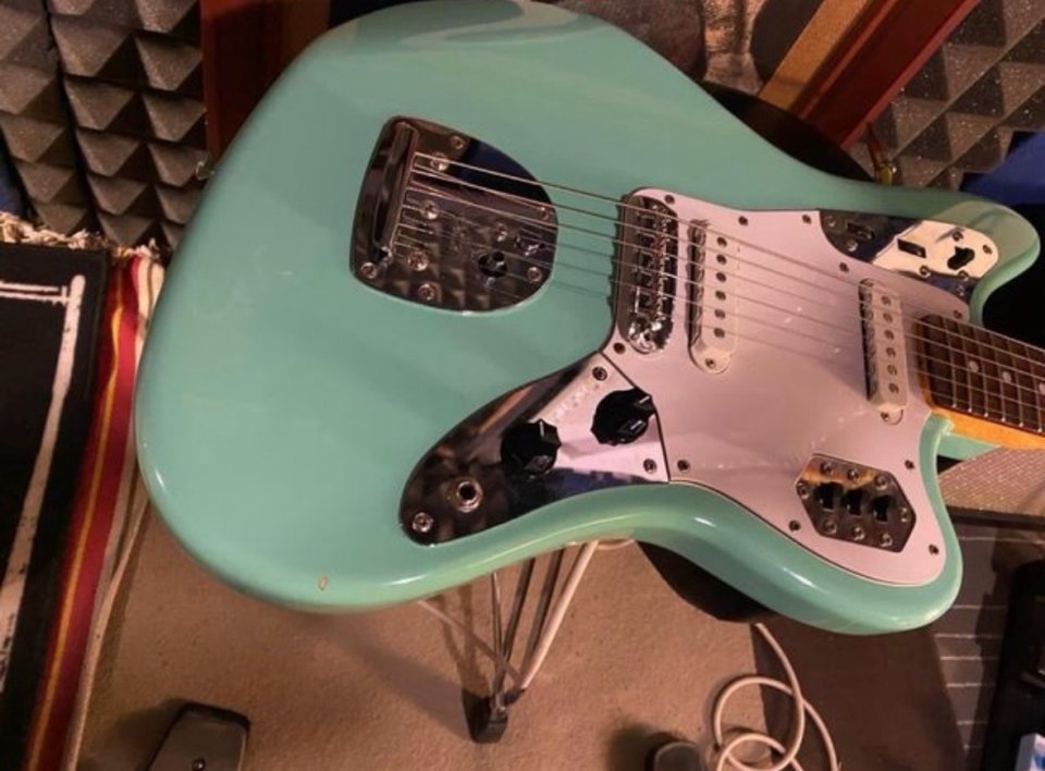 Fender Jaguar CIJ Surf Green Matching Headstock