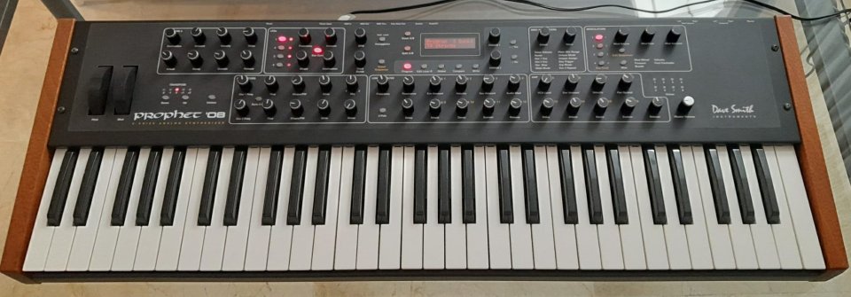 Vendo Prophet ’08 PE (edición con potenciometros)