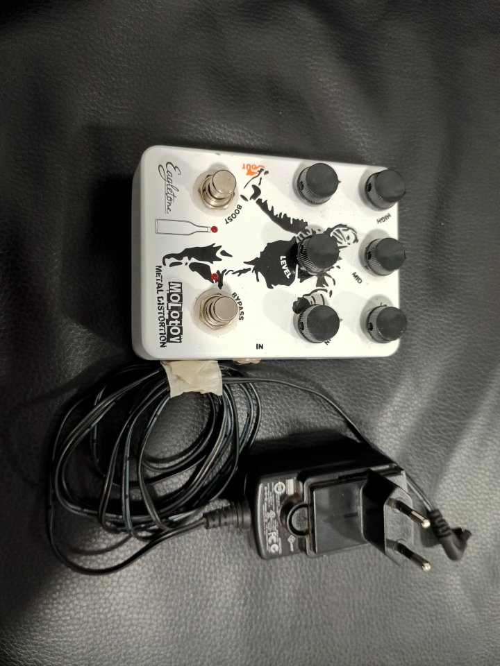 Pedal Eagletone Molotov Metal distortion de segunda mano · Foto 1 de 3 · Málaga · 30 €