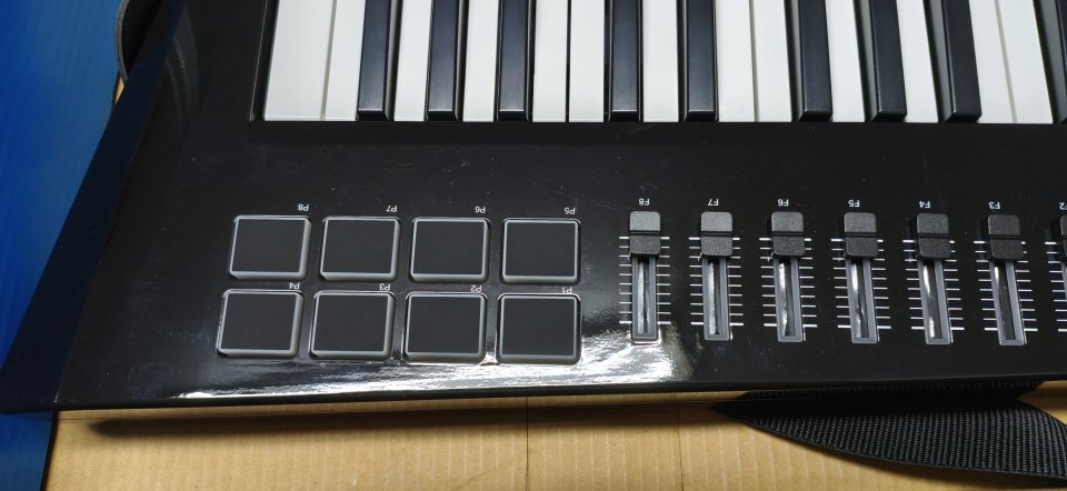 Alesis Vortex Wireless 2 – keytar MIDI inalámbrico de segunda mano · Foto 9 de 10 · Salamanca · 185 €