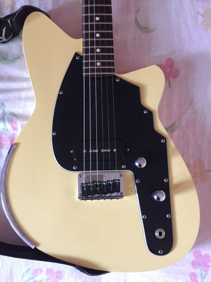 Reverend Workhorse Hotshot Junior Guitar de segunda mano · Foto 3 de 3 · Madrid · 1650 €