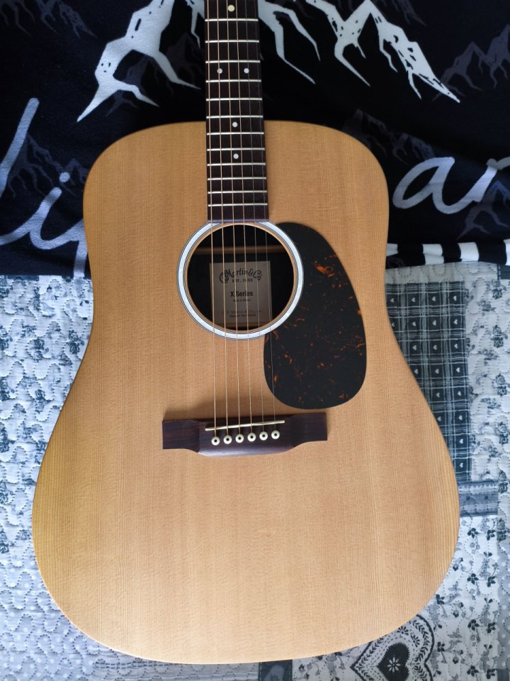 (O CAMBIO) Guitarra acústica Martin D-X2E Koa (México, 2022) de segunda mano · Foto 1 de 10 · Sevilla · 500 €