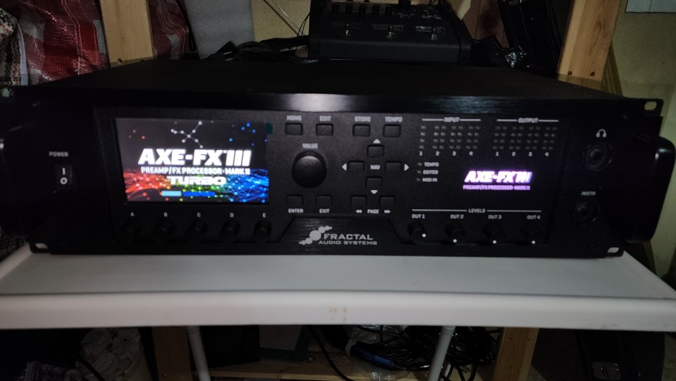 Fractal Audio Axe FX III Mark II Turbo + Cab packs & IRs extra + Cable
