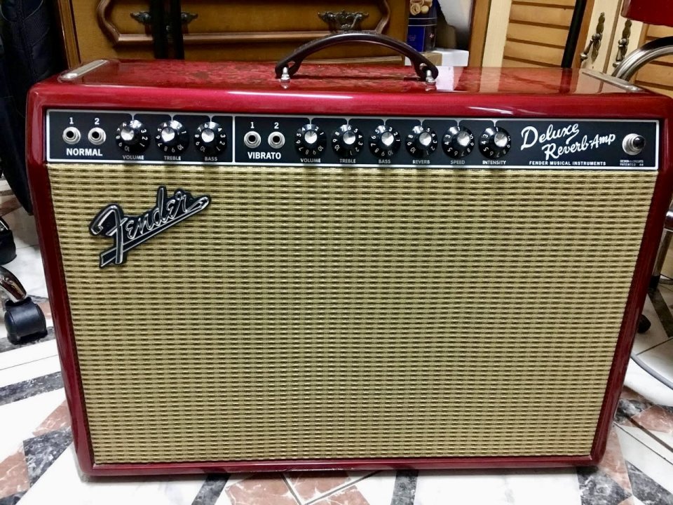 FENDER 65 deluxe Reverb FSR " Pink Paisley" special Run USA de segunda mano · Foto 1 de 5 · Las Palmas · 2000 €