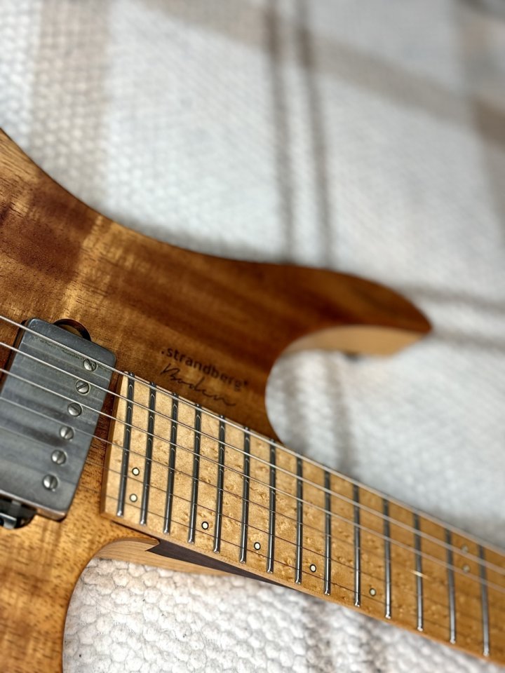VENDO Strandberg Koa USA 5A Birdseye Maple de segunda mano · Foto 2 de 5 · Granada · 3000 €