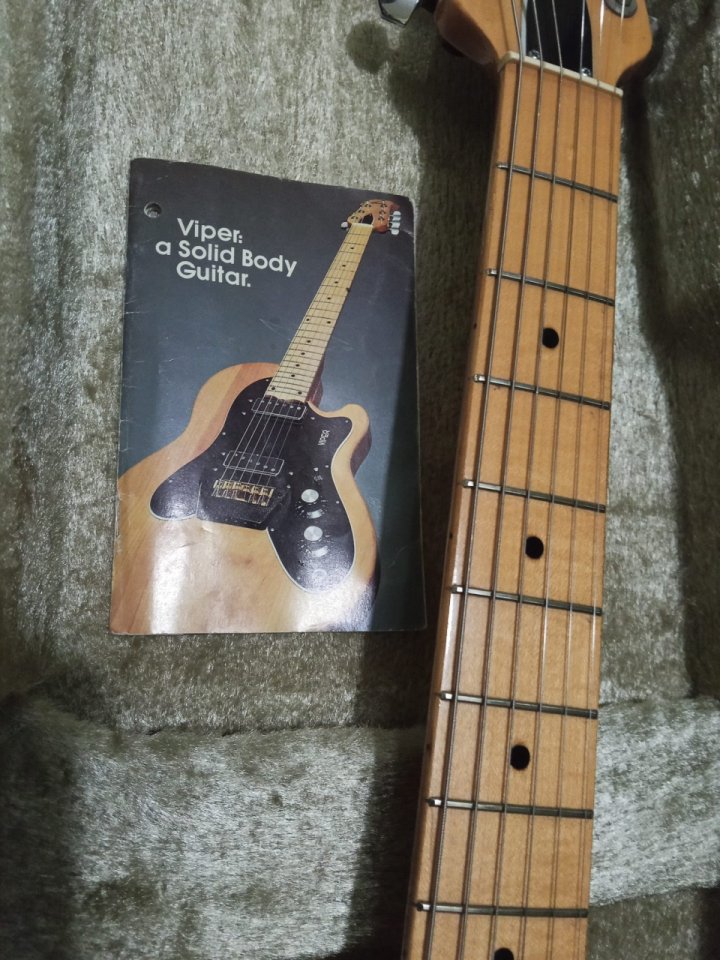 1974 Ovation Viper made in USA