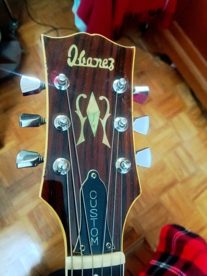 Ibanez les paul custom 2392 de 1971 de segunda mano · Foto 2 de 9 · Madrid · 650 €