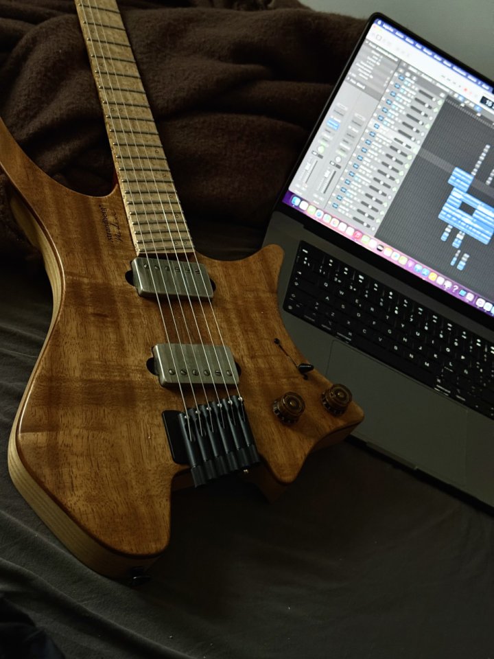 VENDO Strandberg Koa USA 5A Birdseye Maple de segunda mano · Foto 4 de 5 · Granada · 3000 €