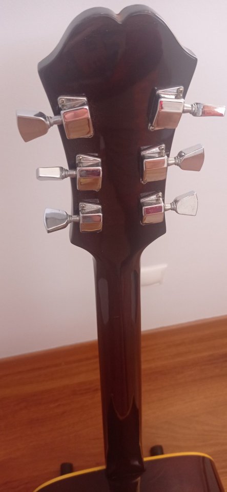 Guitarra acústica Epiphone FT-145 Japón años 70 de segunda mano · Foto 4 de 10 · Cuenca · 350 €