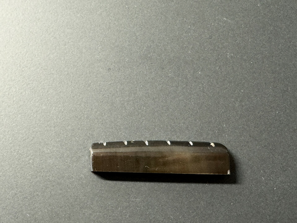 Cejuela de Cuerno de buey negro