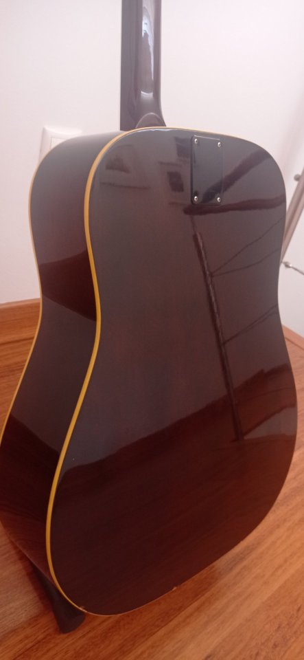 Guitarra acústica Epiphone FT-145 Japón años 70 de segunda mano · Foto 7 de 10 · Cuenca · 350 €