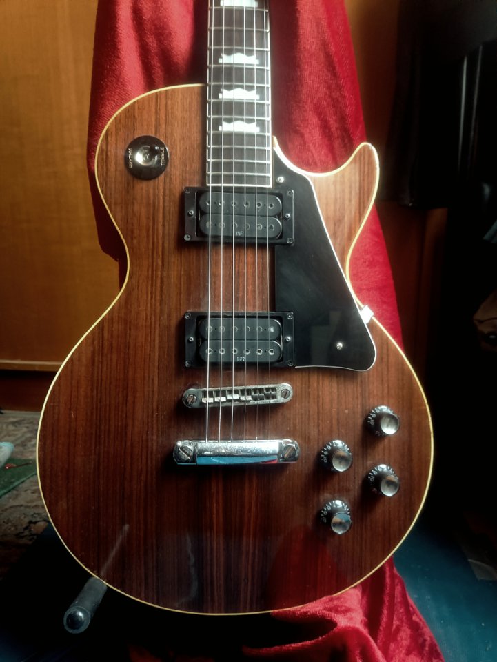 Ibanez les paul custom 2392 de 1971 de segunda mano · Foto 7 de 9 · Madrid · 650 €