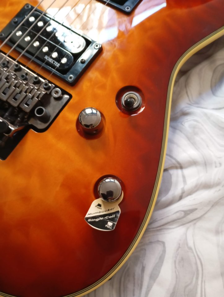 Schecter omen extreme 6 fr