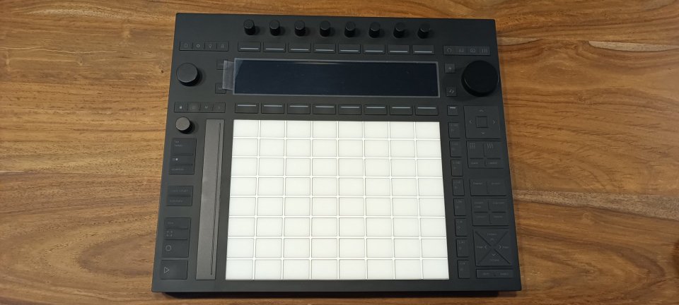 Ableton Push 3 Autónomo de segunda mano · Foto 1 de 6 · Barcelona · 1500 €