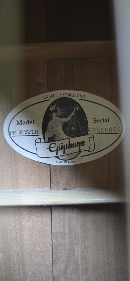 Guitarra Acústica Epiphone Zurd@ de segunda mano · Foto 7 de 10 · Madrid · 160 €