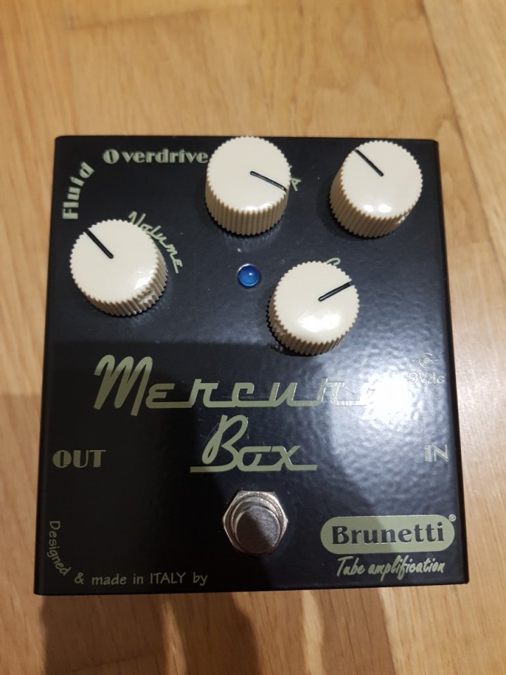 Brunetti Mercury Box de segunda mano · Foto 1 de 8 · Alicante · 140 €