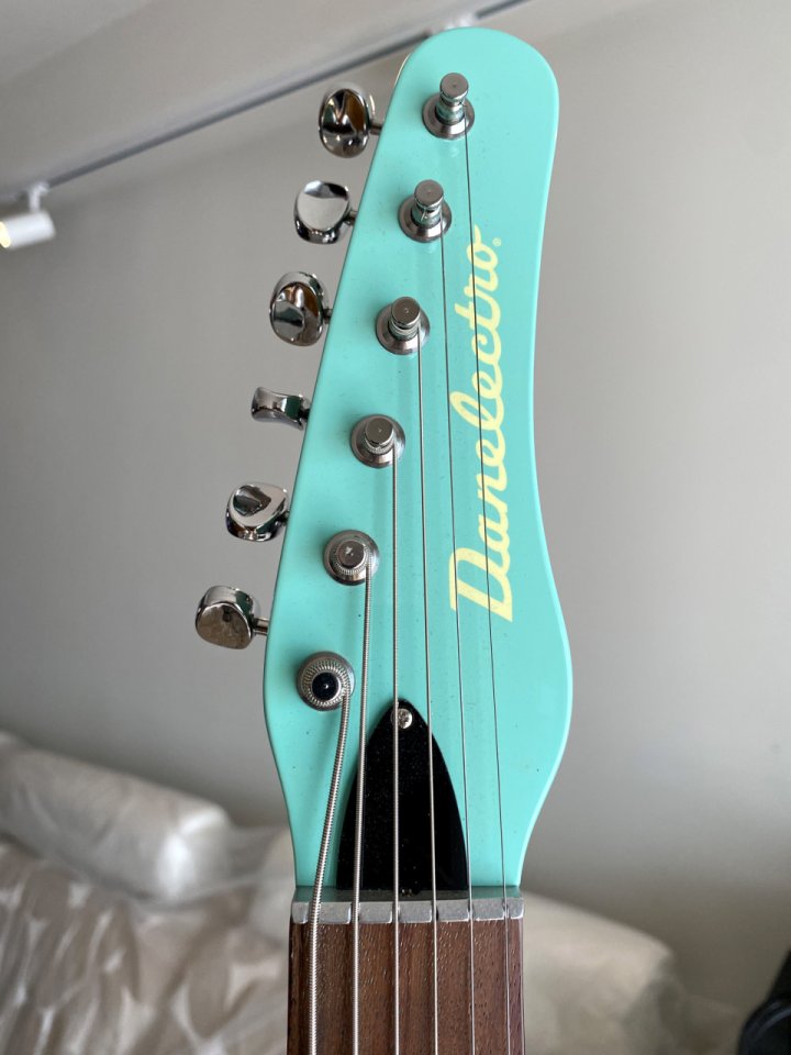 Danelectro 56 Vintage Baritone