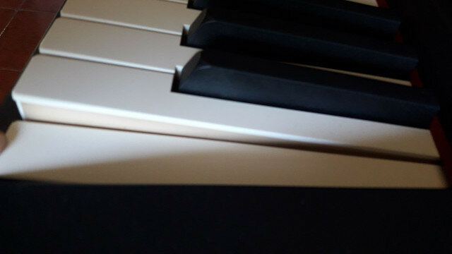Roland RD800 de segunda mano · Foto 5 de 9 · Pontevedra · 1500 €
