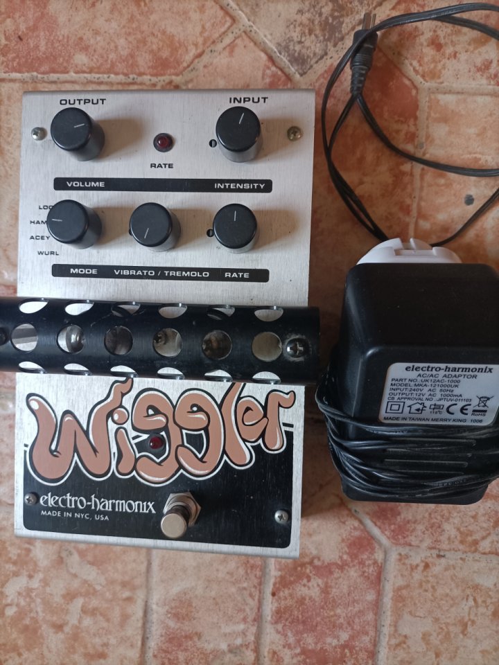 Pedales...JHS,Electro Harmonix,Ibanez,Guyatone. de segunda mano · Foto 3 de 6 · Alicante · 150 €