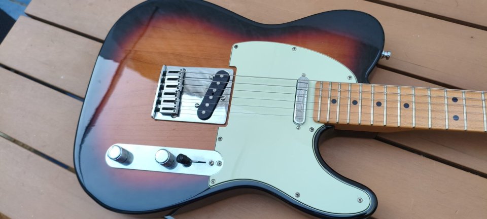 Fender telecaster Payer Plus de segunda mano · Foto 1 de 10 · Cádiz · 900 €