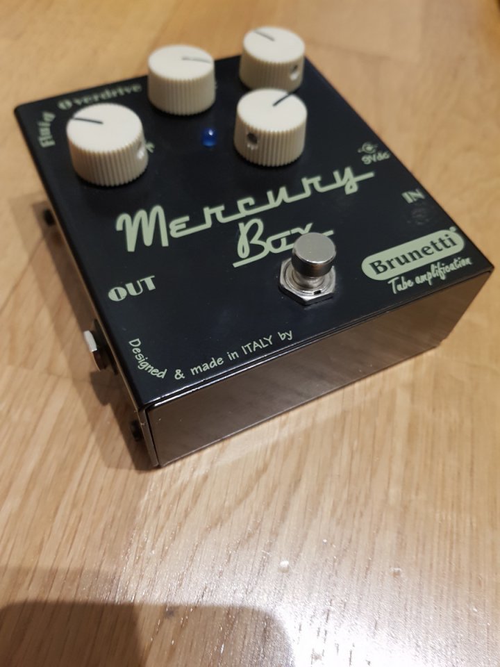 Brunetti Mercury Box de segunda mano · Foto 3 de 8 · Alicante · 140 €
