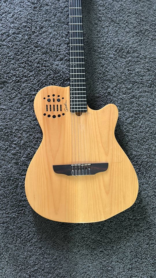 Godin ACS slim