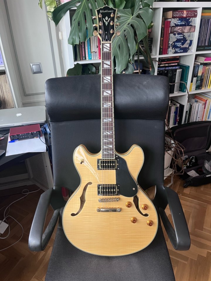 Washburn HB35 natural impecable