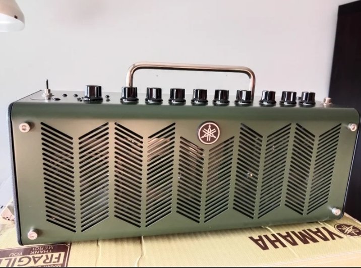 Yamaha THR10X de segunda mano · Foto 2 de 8 · León · 239 €