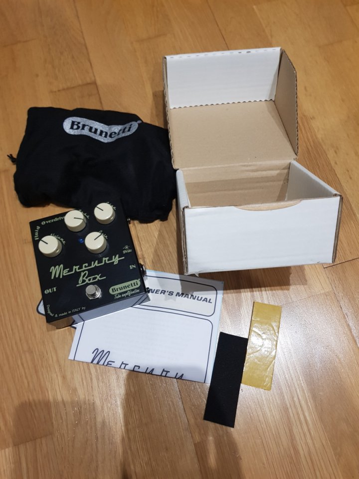Brunetti Mercury Box de segunda mano · Foto 6 de 8 · Alicante · 140 €