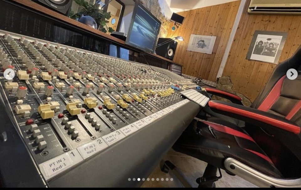 Mesa Mezclas Analógica Allen & Heath gs3000 studio 32/32/8/2